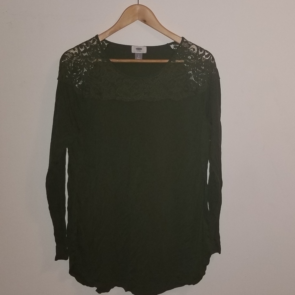 Lace detail top